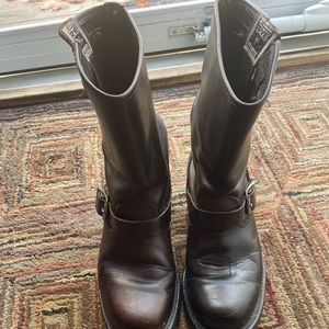 Brown Frye boots size 8